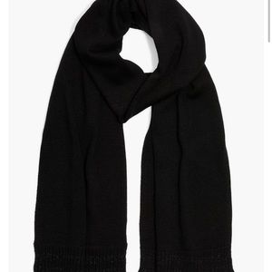 NWT Levi’s Winter Scarf- Black